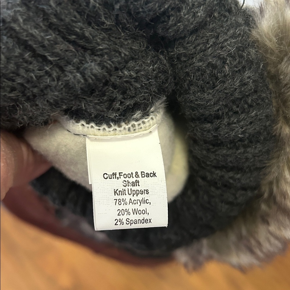 Acorn Slouch Boot/Slipper Women’s 5-6 Black/Brown Faux Fur Trim Loungewear - Picture 9 of 14